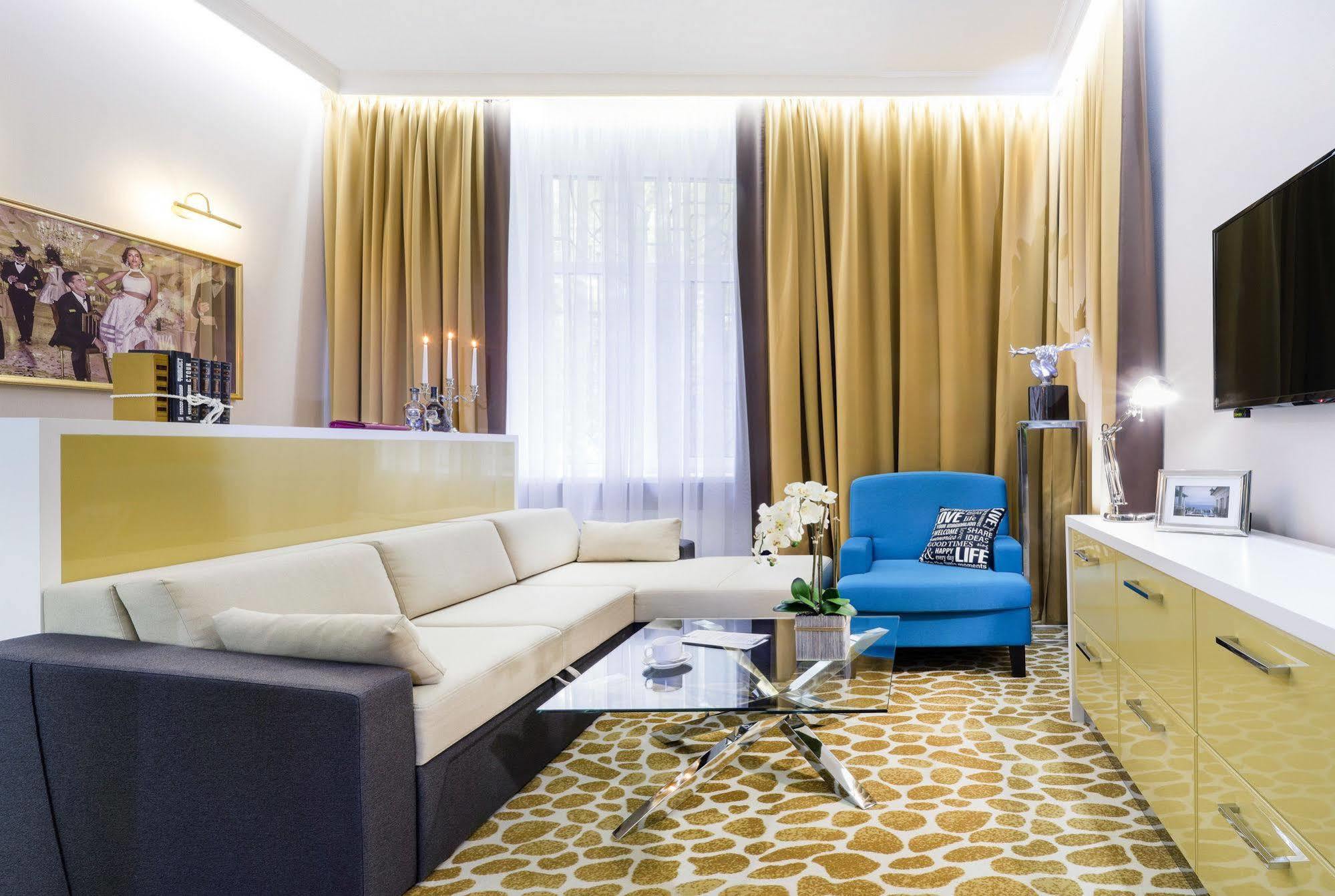 Mirax Sapphire Boutique Hotel Kharkiv Exterior photo