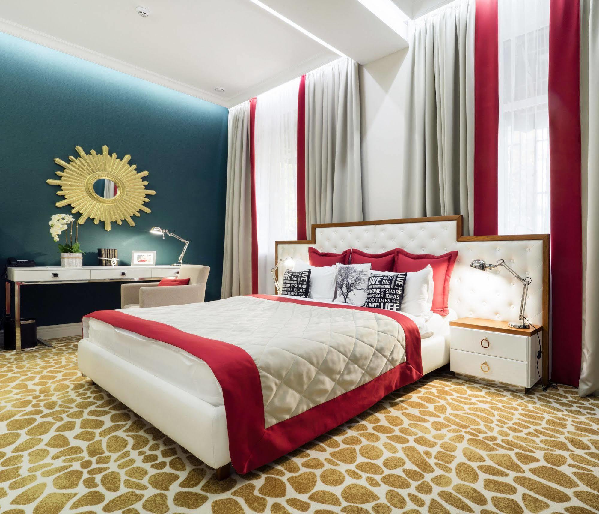 Mirax Sapphire Boutique Hotel Kharkiv Exterior photo